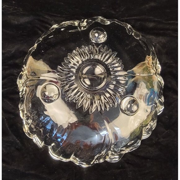Vintage Indiana Glass "Sunflower" Three-Footed Serving Bowl - Picture 9 of 14